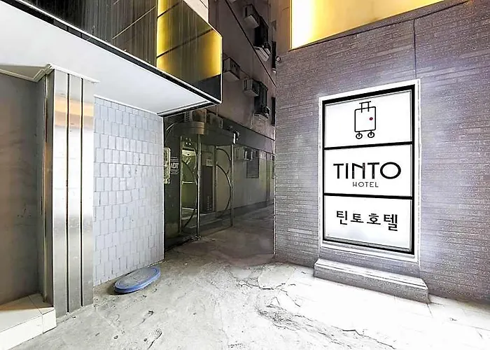 Tinto Station Hotel