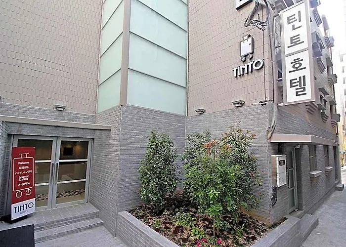 Tinto Station Hotel