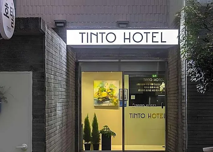 Tinto Station
