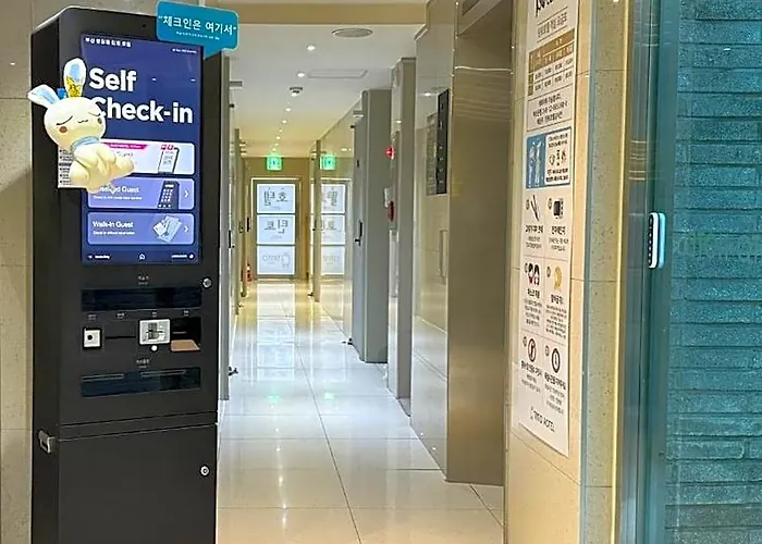 Tinto Station Hotel Busan