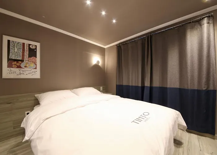 Tinto Station Hotel Busan